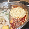 何家香香 麻辣鴛鴦鍋吃到飽 (49).jpg