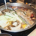何家香香 麻辣鴛鴦鍋吃到飽 (48).jpg