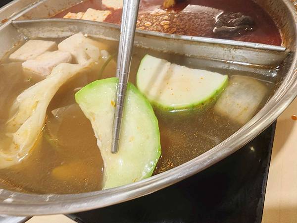 何家香香 麻辣鴛鴦鍋吃到飽 (52).jpg