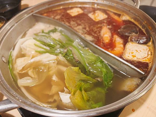 何家香香 麻辣鴛鴦鍋吃到飽 (55).jpg