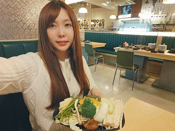 何家香香 麻辣鴛鴦鍋吃到飽 (64).jpg