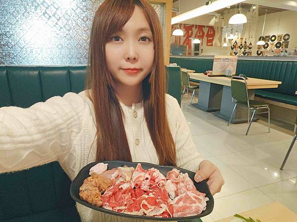 何家香香 麻辣鴛鴦鍋吃到飽 (63).jpg