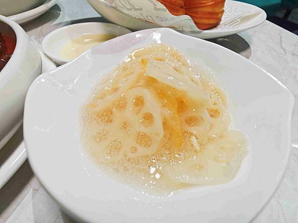 狂一鍋酸菜魚到底在紅什麼 (31).jpg