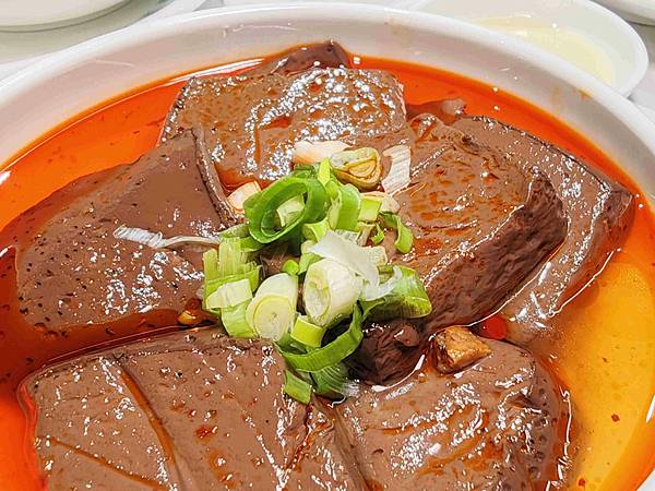 狂一鍋酸菜魚到底在紅什麼 (36).jpg