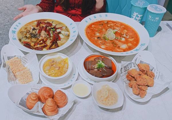 狂一鍋酸菜魚到底在紅什麼 (76).jpg