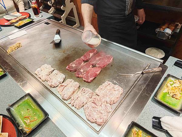 麗星郵輪探索星號海馬鐵板燒 (11).jpg