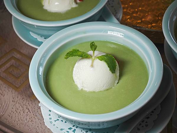 麗星郵輪探索星號絲路花舞中餐廳 (41).jpg