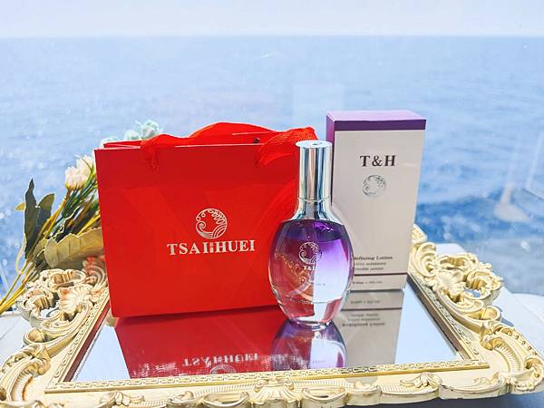 TSAIHUEI逆齡抗皺賦活精華液 (15).jpg