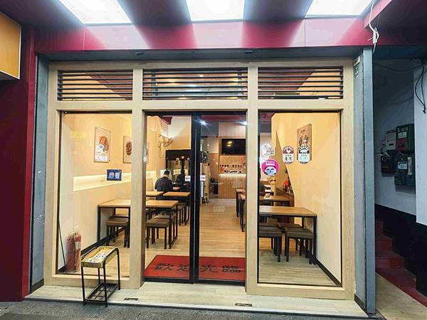 极度饭桶大同圆环店 (8).jpg