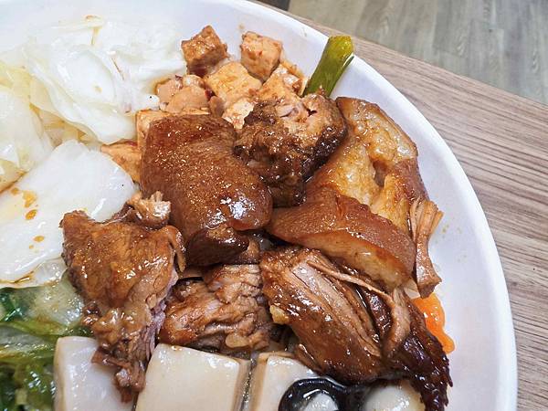 极度饭桶大同圆环店 (25).jpg