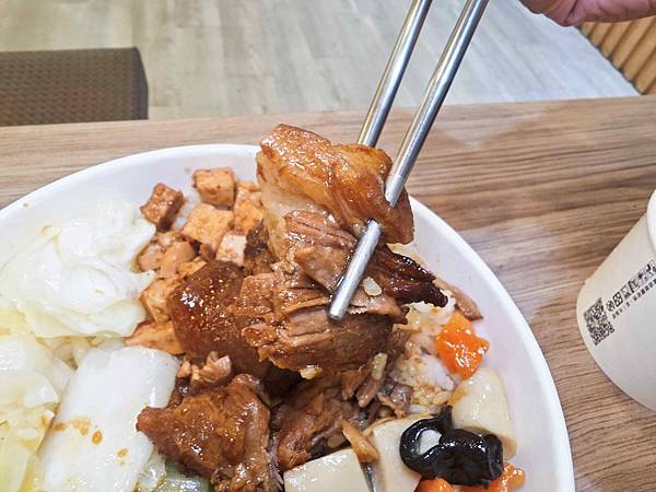 极度饭桶大同圆环店 (33).jpg