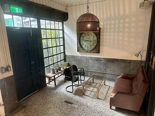 HOUR JUNGLE共享空間 (2).jpg