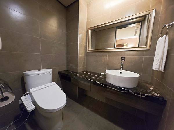 大板根溫泉主題房與恐龍劇團 (300)_副本.jpg