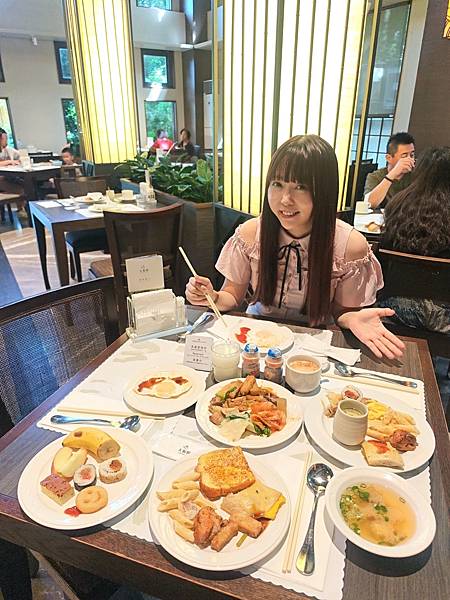 大板根溫泉主題房與恐龍劇團 (6)_副本.jpg