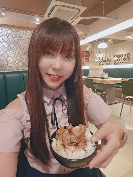 何家香香鍋 (1).jpg