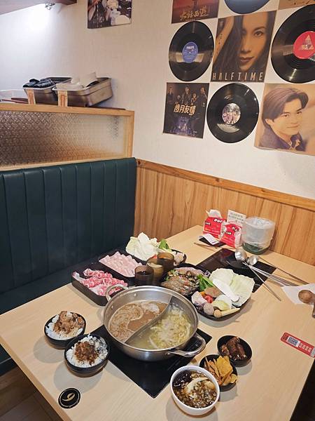 何家香香鍋 (41).jpg