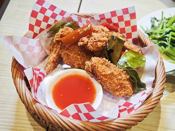 大江購物中心 (14).jpg