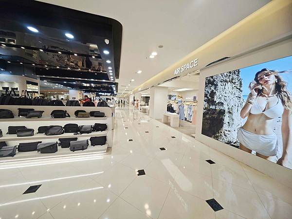 大江購物中心 (9).jpg