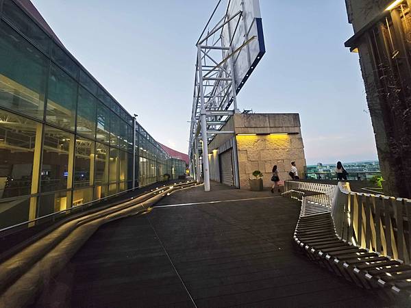 大江購物中心 (2).jpg