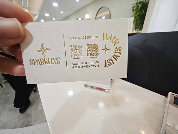 SPARKLING HAIR  SALON (5).jpg