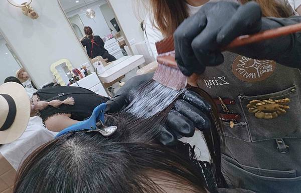 SPARKLING HAIR  SALON (13).jpg