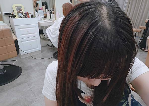 SPARKLING HAIR  SALON (23).jpg