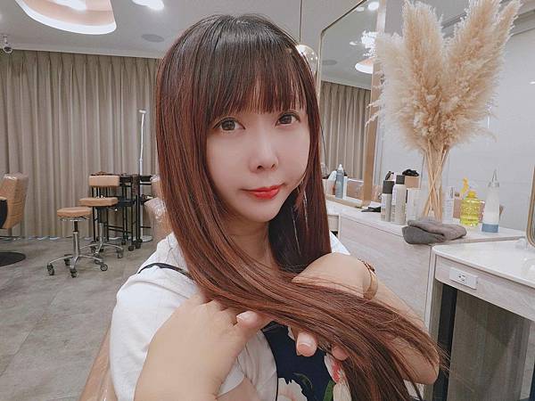 SPARKLING HAIR  SALON (24).jpg