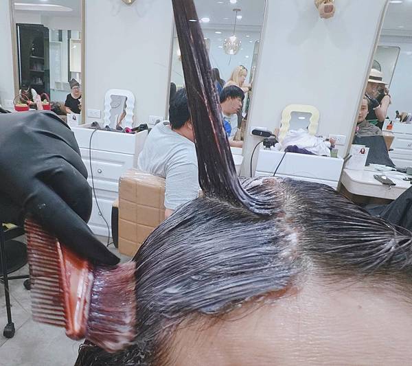 SPARKLING HAIR  SALON (31).jpg