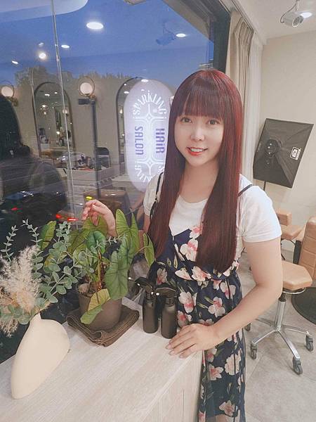 SPARKLING HAIR  SALON (61).jpg