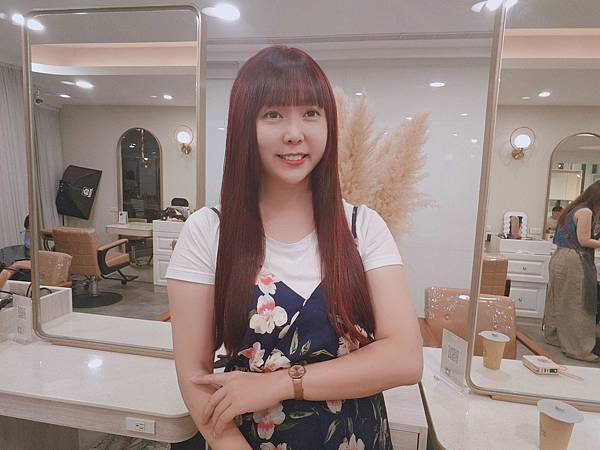 SPARKLING HAIR  SALON (64).jpg