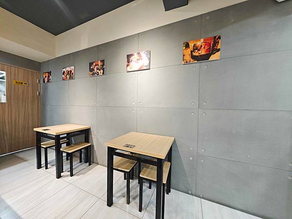 台北江麻辣鴨血臭豆腐 (9).jpg