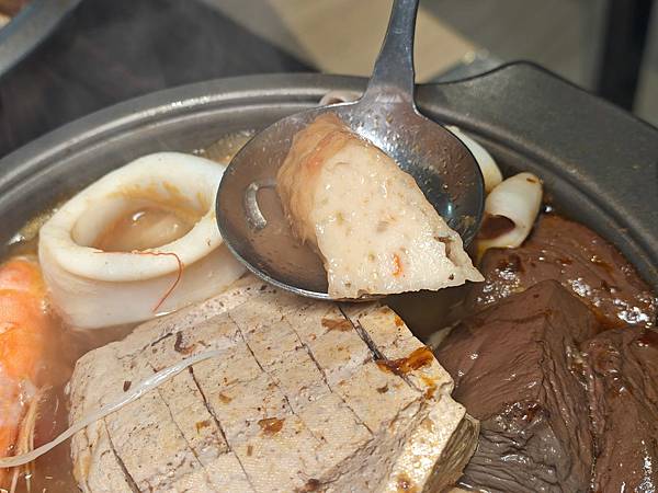 台北江麻辣鴨血臭豆腐 (41).jpg