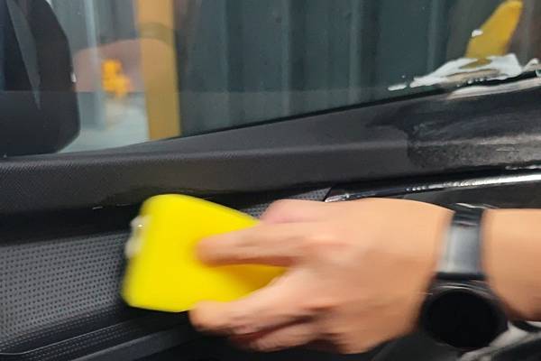 SOFT99車內萬用清潔劑+Roompia 超細清潔刷 (12).jpg