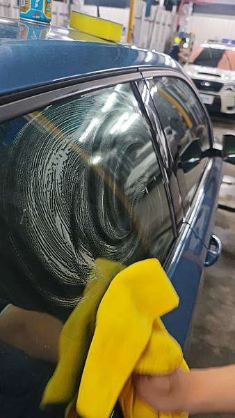 SOFT99車內萬用清潔劑+Roompia 超細清潔刷 (16).jpg