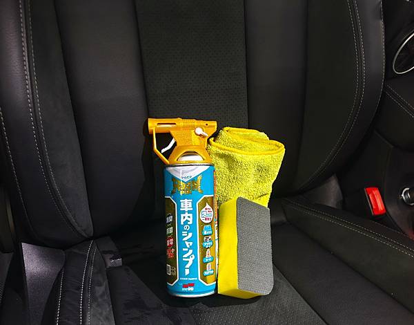 SOFT99車內萬用清潔劑+Roompia 超細清潔刷 (28).jpg