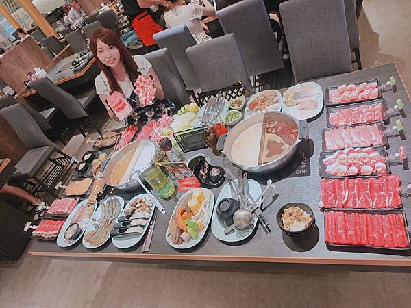 魔椒頂級麻辣鴛鴦鍋 (12).jpg