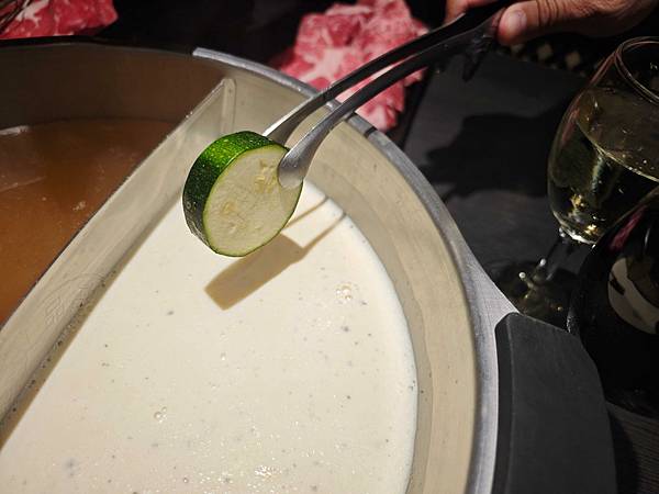 魔椒頂級麻辣鴛鴦鍋 (42).jpg