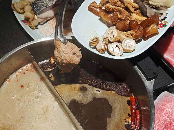 魔椒頂級麻辣鴛鴦鍋 (46).jpg