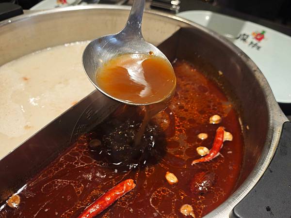 魔椒頂級麻辣鴛鴦鍋 (66).jpg