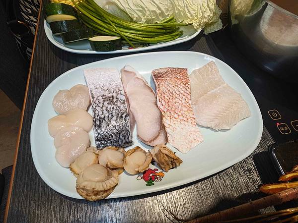 魔椒頂級麻辣鴛鴦鍋 (72).jpg