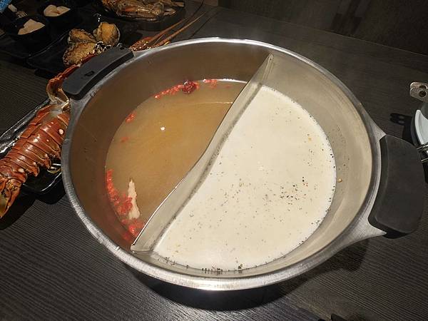 魔椒頂級麻辣鴛鴦鍋 (125).jpg