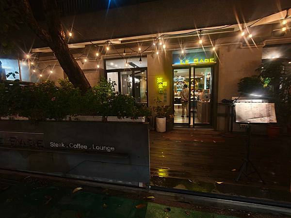 苿莉金牛排餐館 (2).jpg