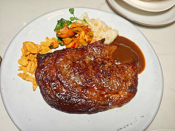 苿莉金牛排餐館 (37).jpg