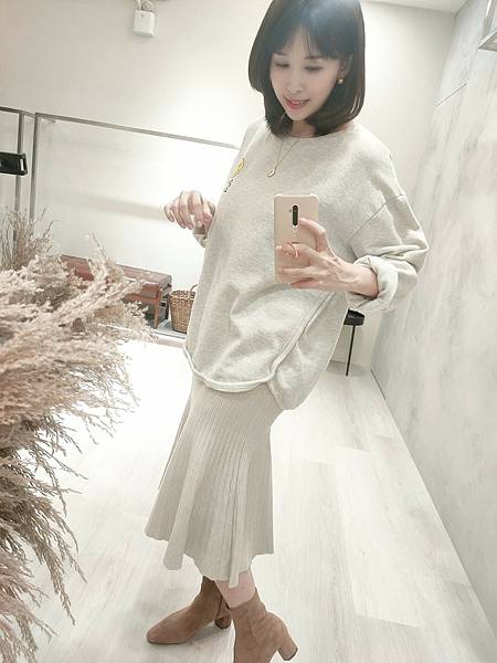 LINE_ALBUM_穿搭文_211106_68 LINE_ALBUM_穿搭文_211106_68