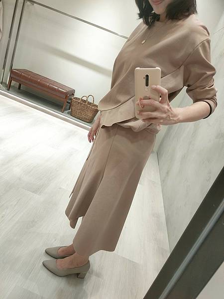 LINE_ALBUM_穿搭文_211106_52 LINE_ALBUM_穿搭文_211106_52