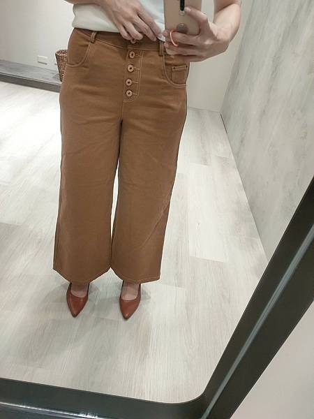 LINE_ALBUM_穿搭文_211106_175 LINE_ALBUM_穿搭文_211106_175