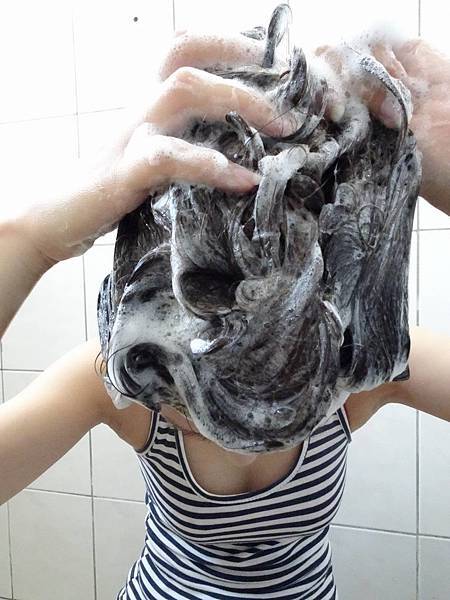 洗髮中..jpg 試用