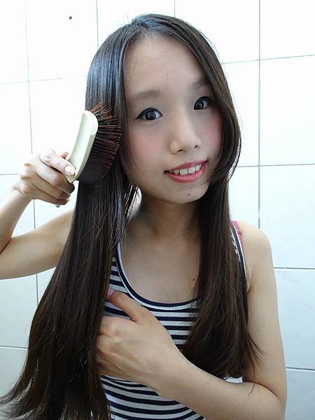 洗髮前梳髮..jpg 試用