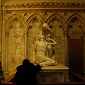 教堂內的雕像