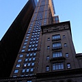 Carnegie Hall 旁的 Carnegie Tower